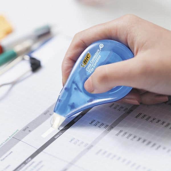 Corretivo em Fita BIC Super Tape 12 Metros, Correção Instantânea, Formato Anatômico, 891820 - BT 1 UN